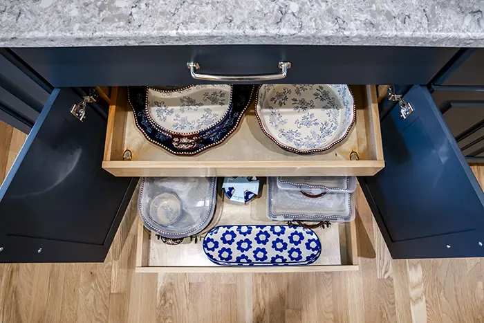 kitchen cabinets